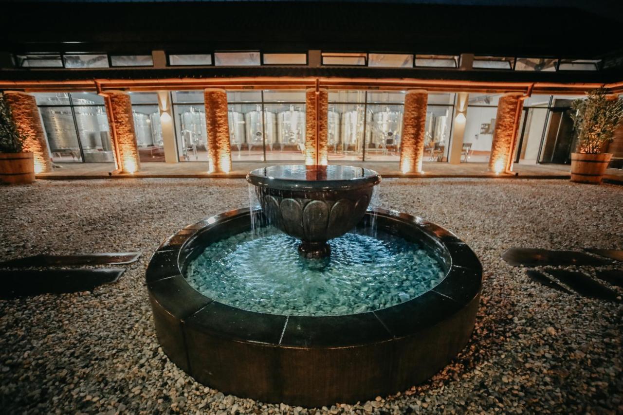 Chateau Mosmieri Hotel & Winery Telavi Exterior photo